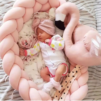 couffin-bebe-rose-tresse-protecteur