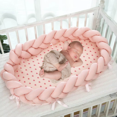 couffin-bebe-rose-tresse-epais