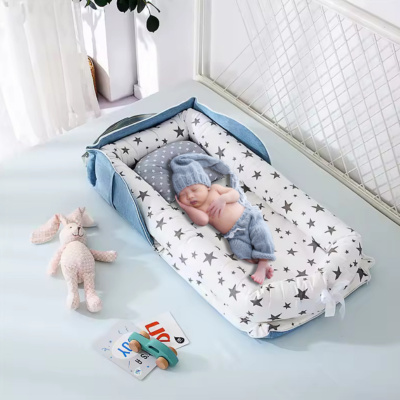 reducteur-de-lit-bebe-etoile-bleue-doux