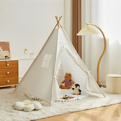 Tipi enfant beige décoré avec des coussins pour un espace de détente.